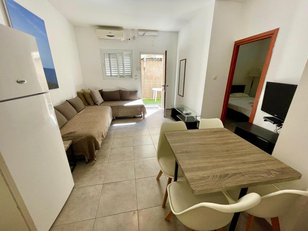 Miraks Harav Kuk Apartment Tel Aviv Exterior photo