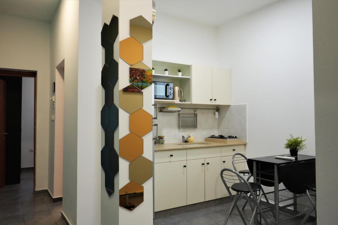 Miraks Harav Kuk Apartment Tel Aviv Exterior photo